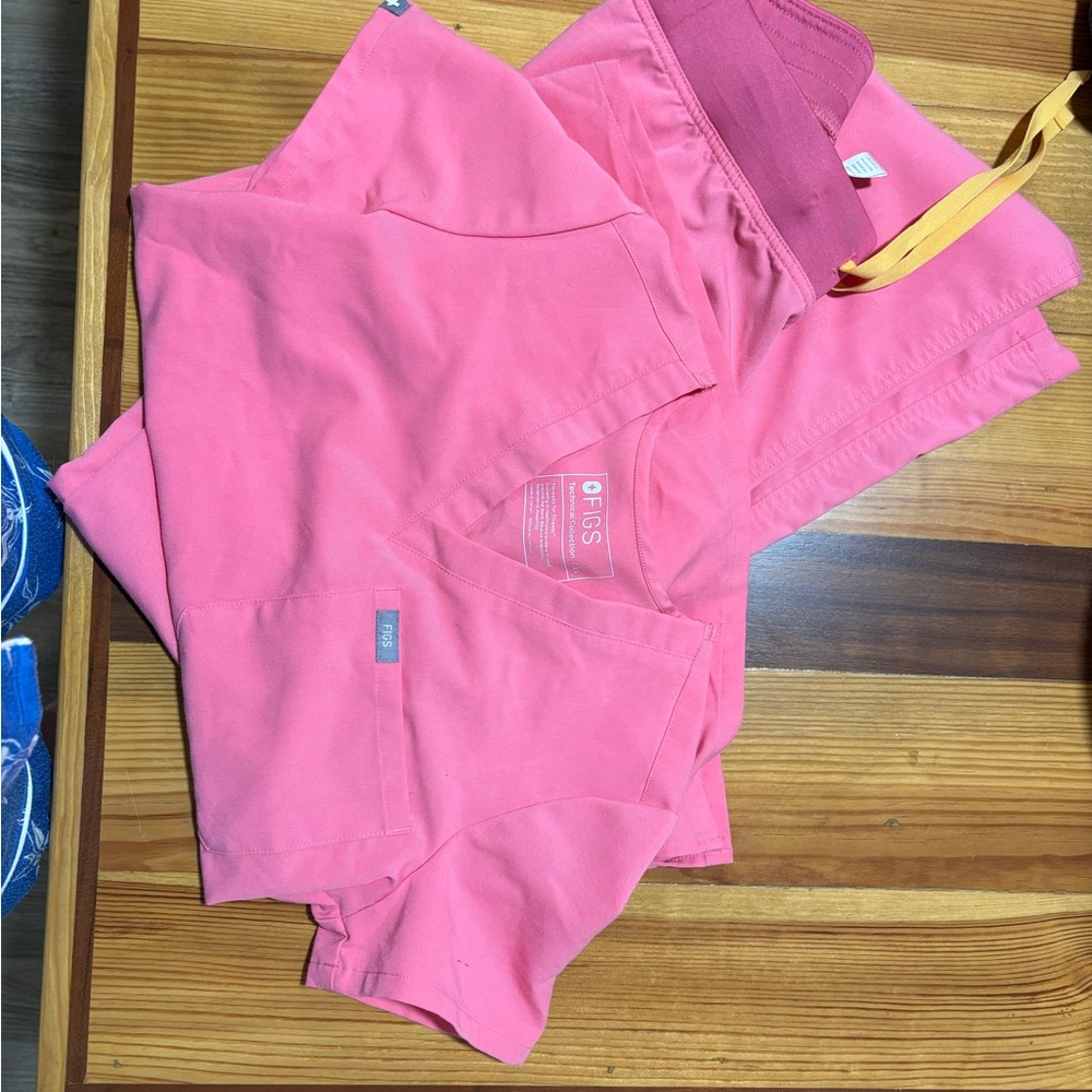 Figs Pink Athletic Bottoms Stretchy Smooth Fit